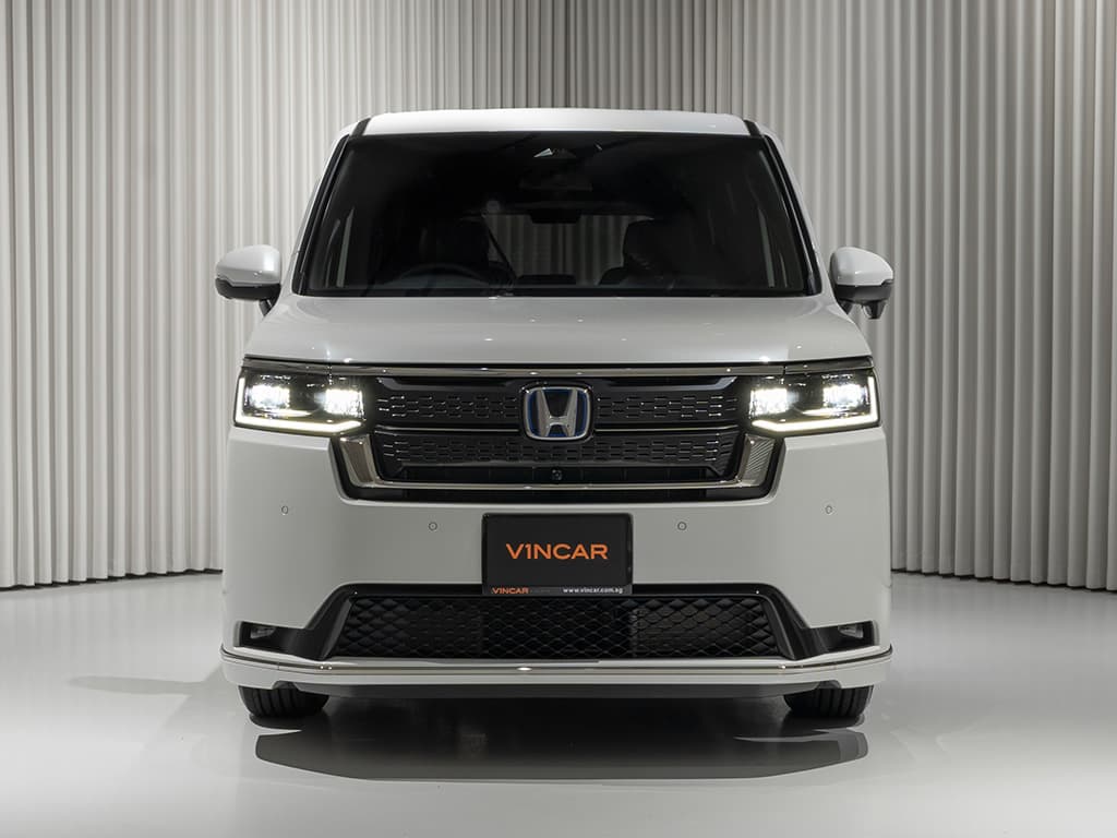 Honda Stepwagon eHev Spada 8-Seater