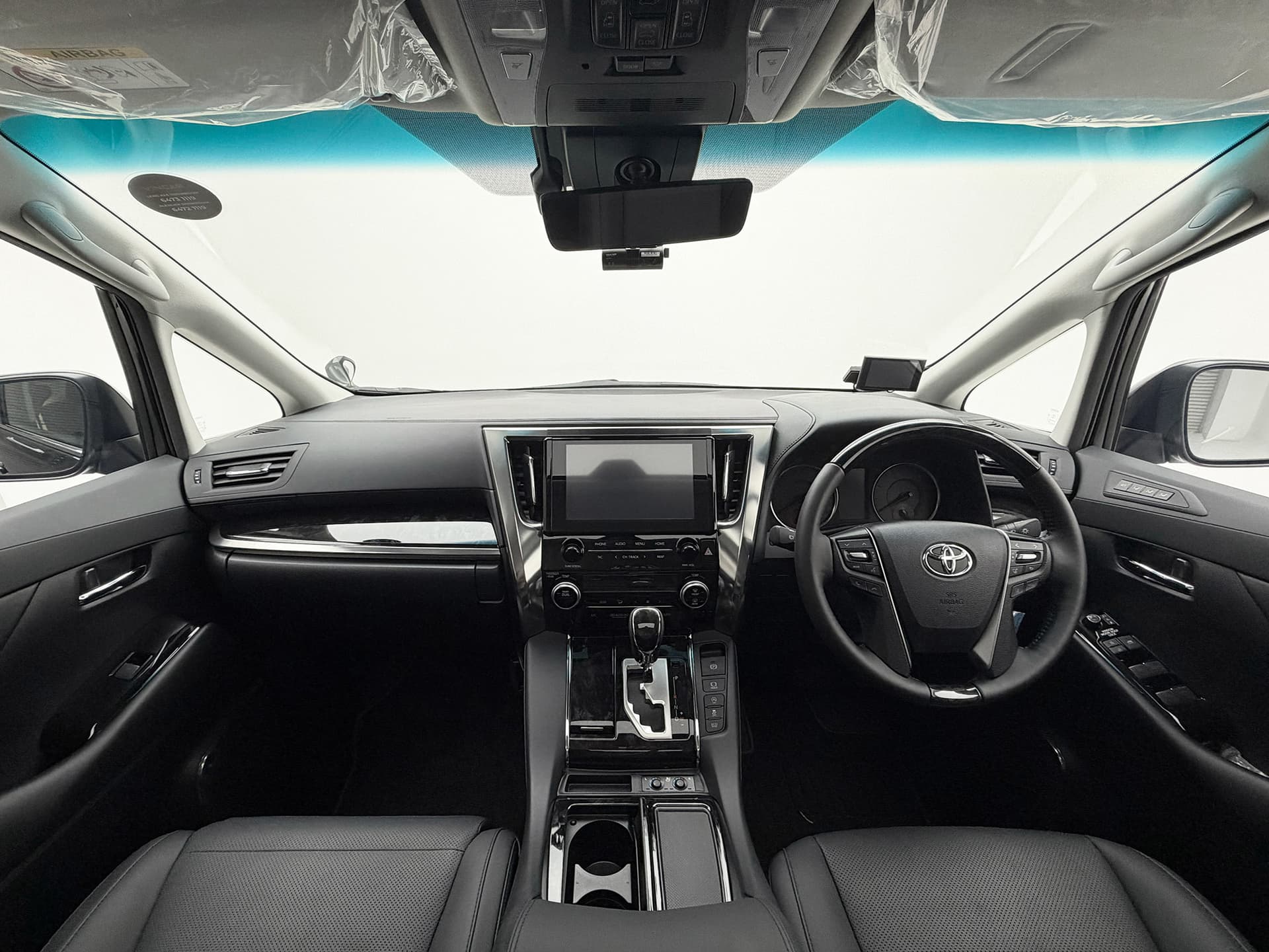 Car image 6