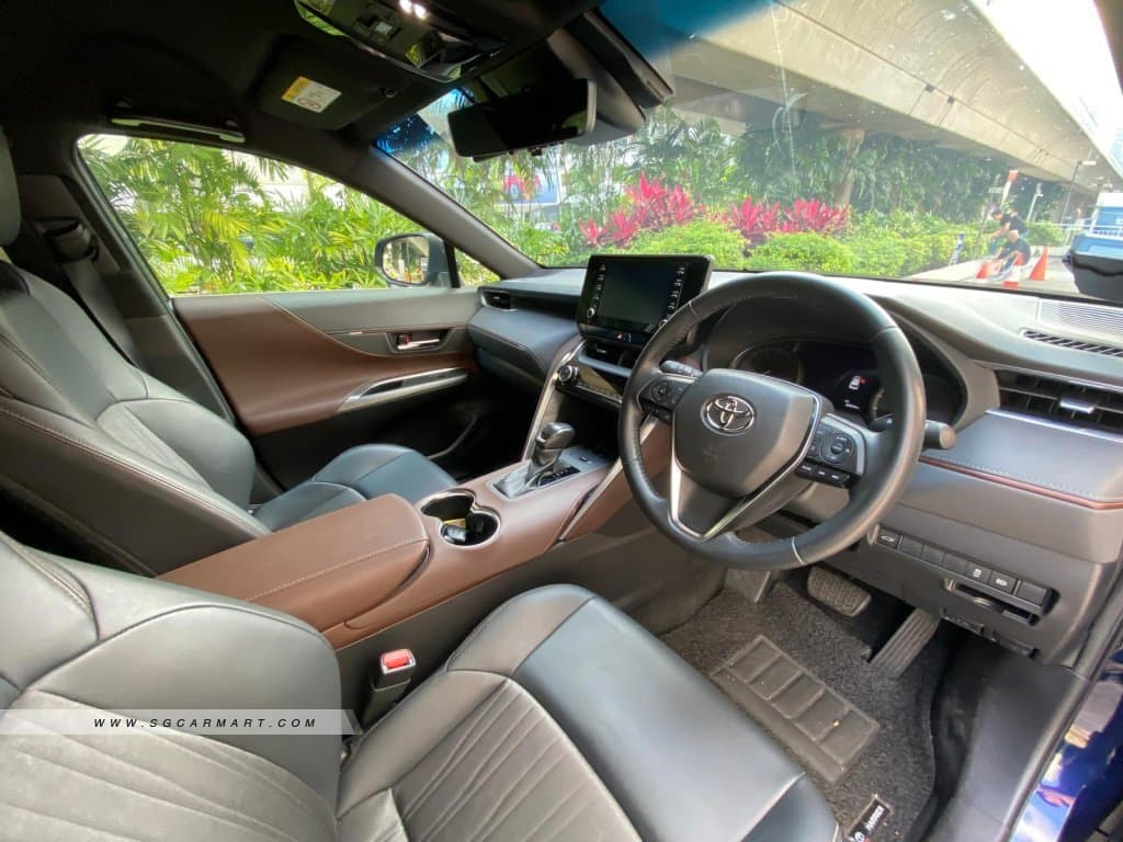 Car image 7