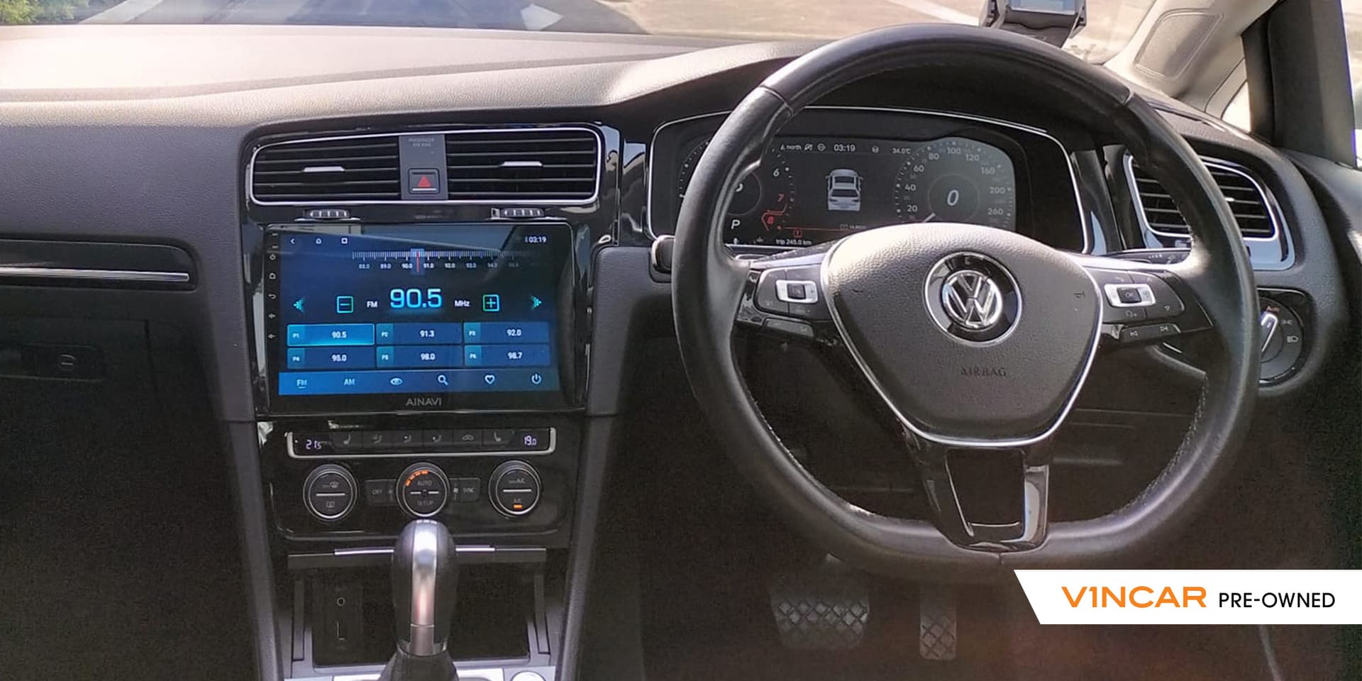 Car image 9
