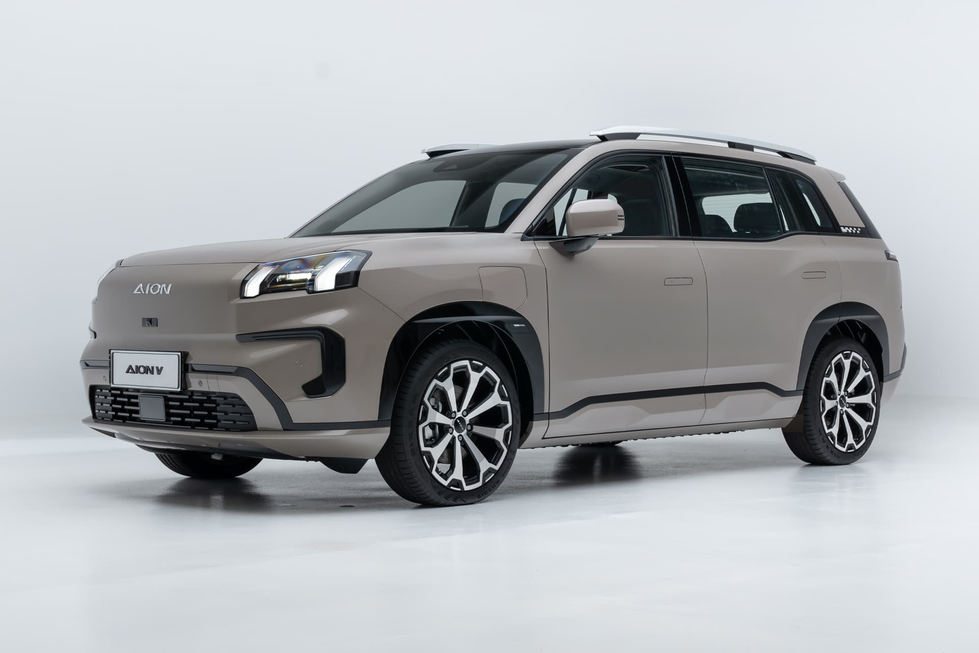 GAC AION V Luxury