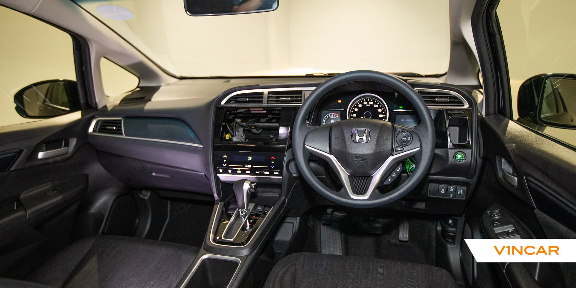 Car image 40
