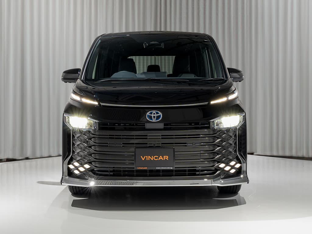 Toyota Voxy Hybrid 1.8S Z
