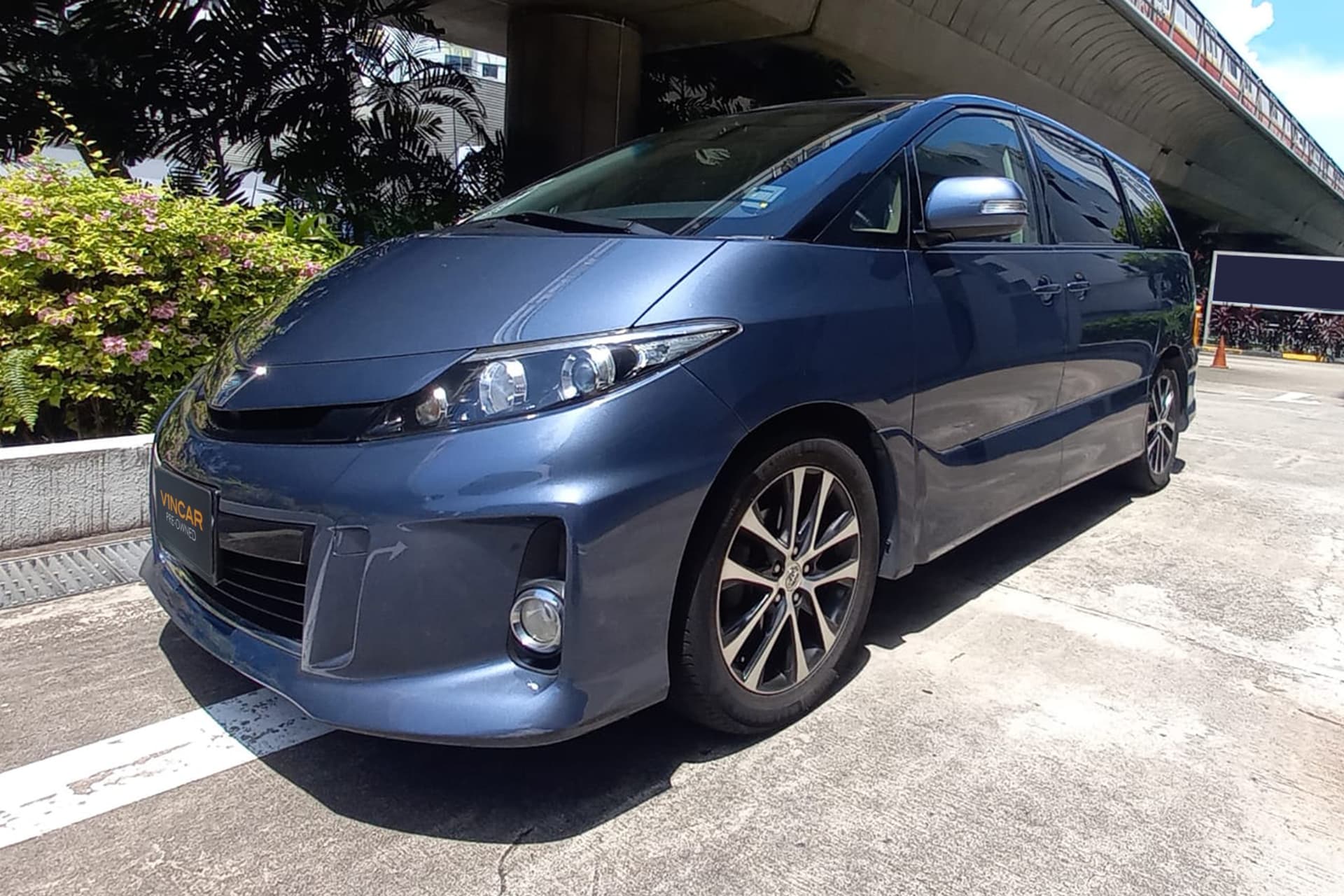 Toyota Estima Aeras Premium 2.4 CVT ABS Airbags