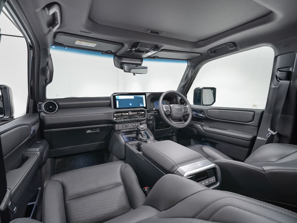 Car image 10