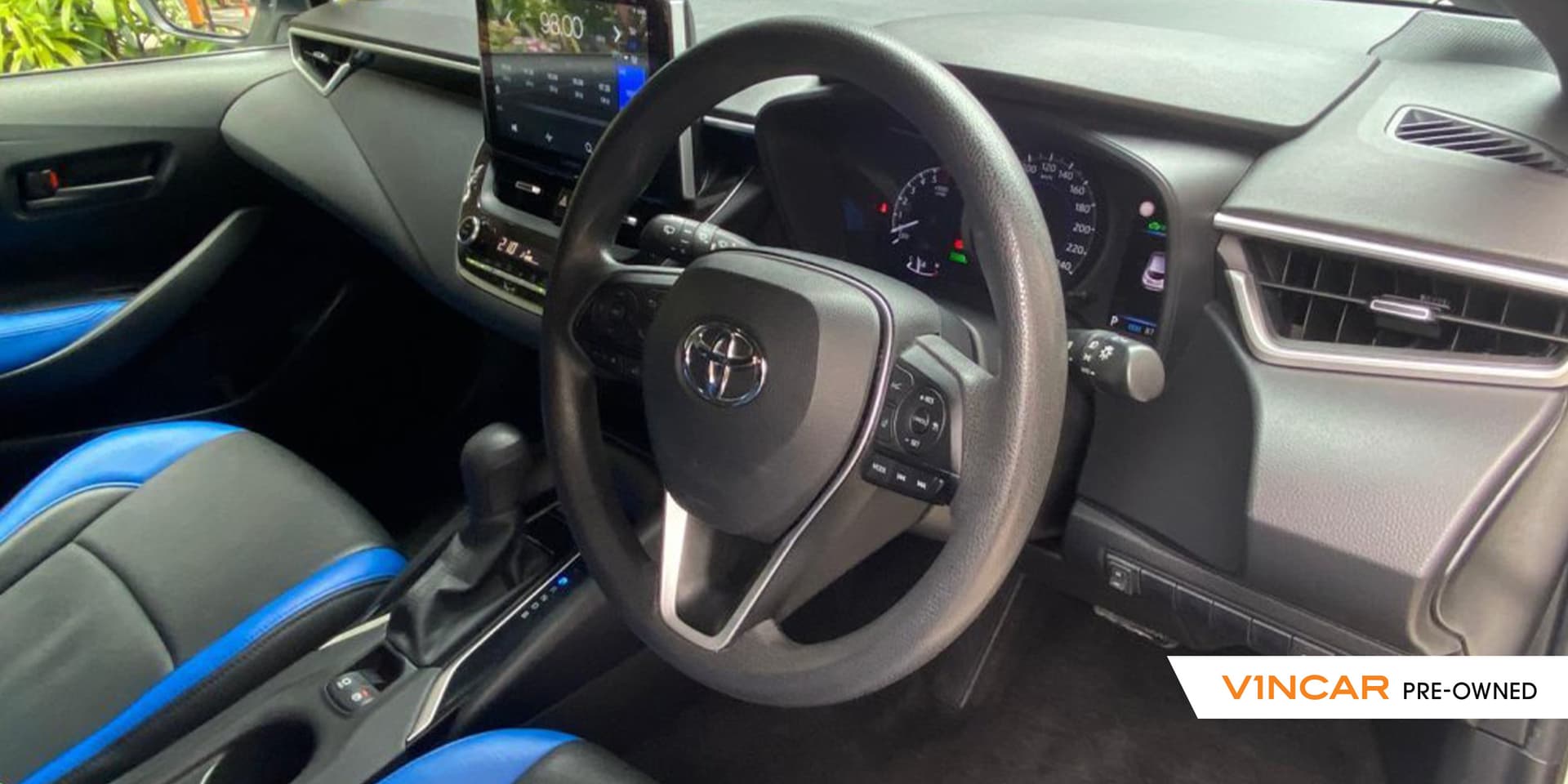 Car image 13