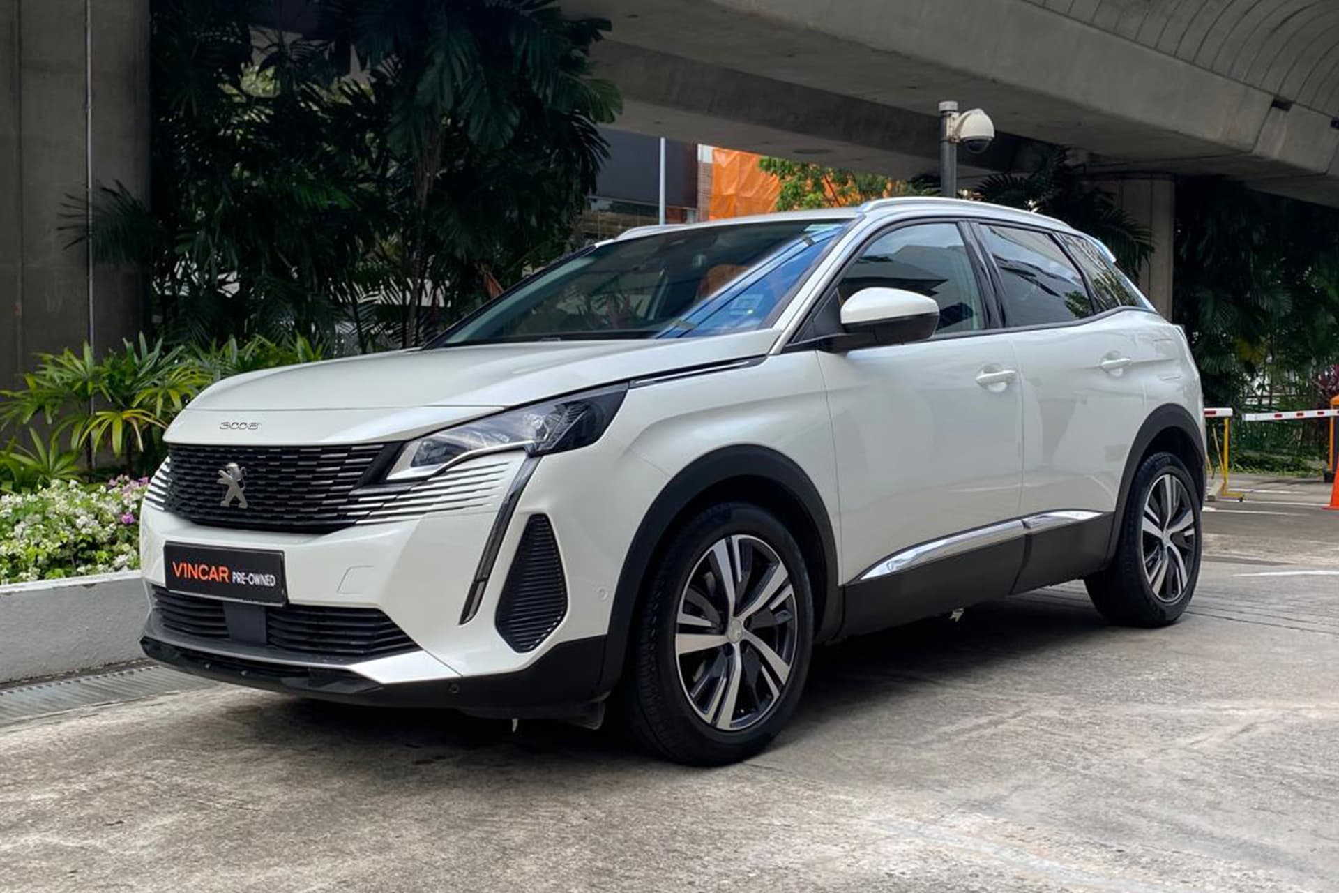 Peugeot 3008 1.2 Eat8 Allure Premium