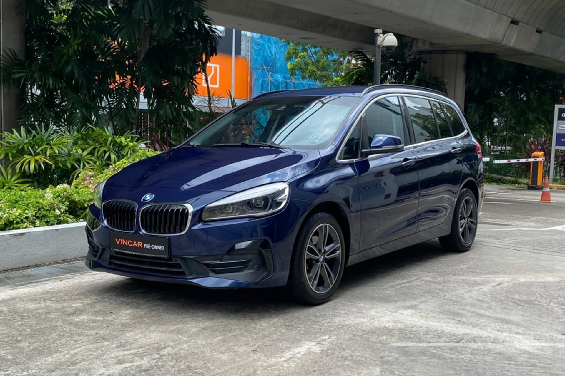 BMW 216i GRAN TOURER