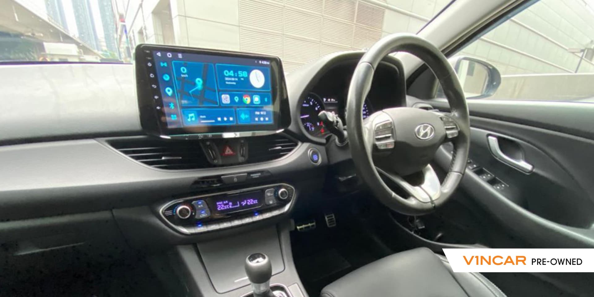 Car image 8