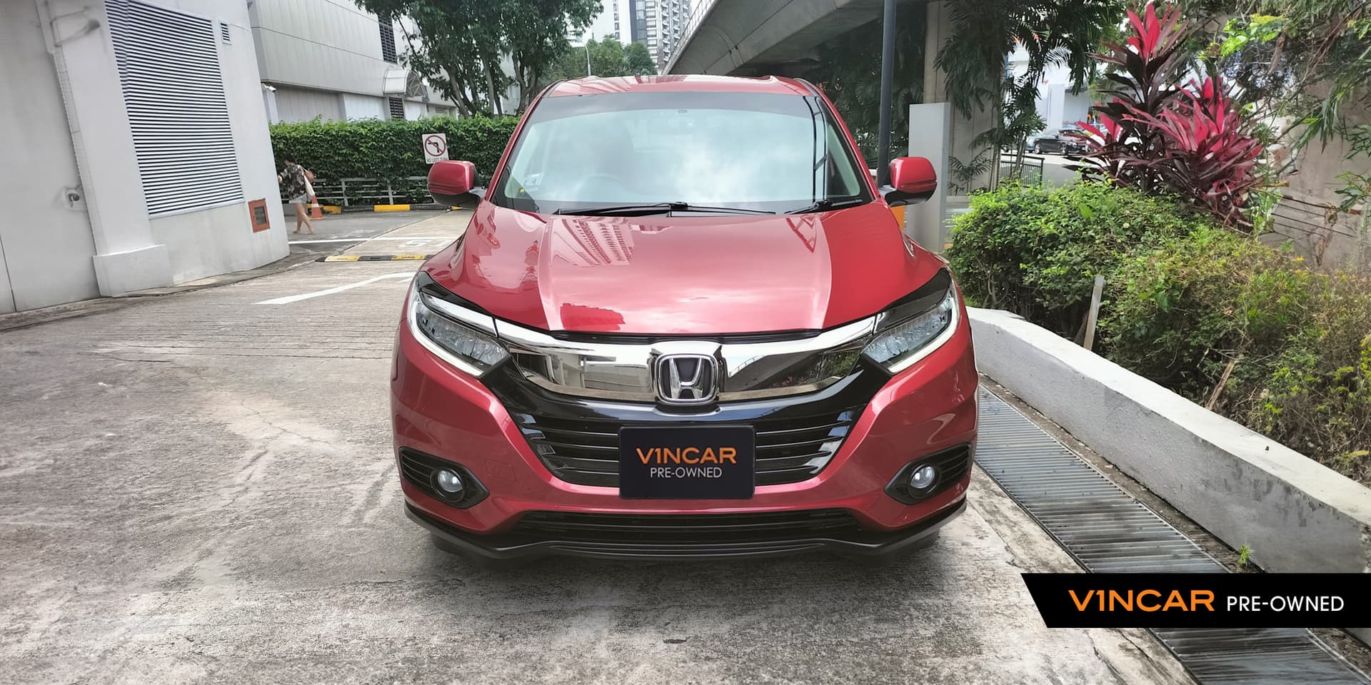 Car image 1