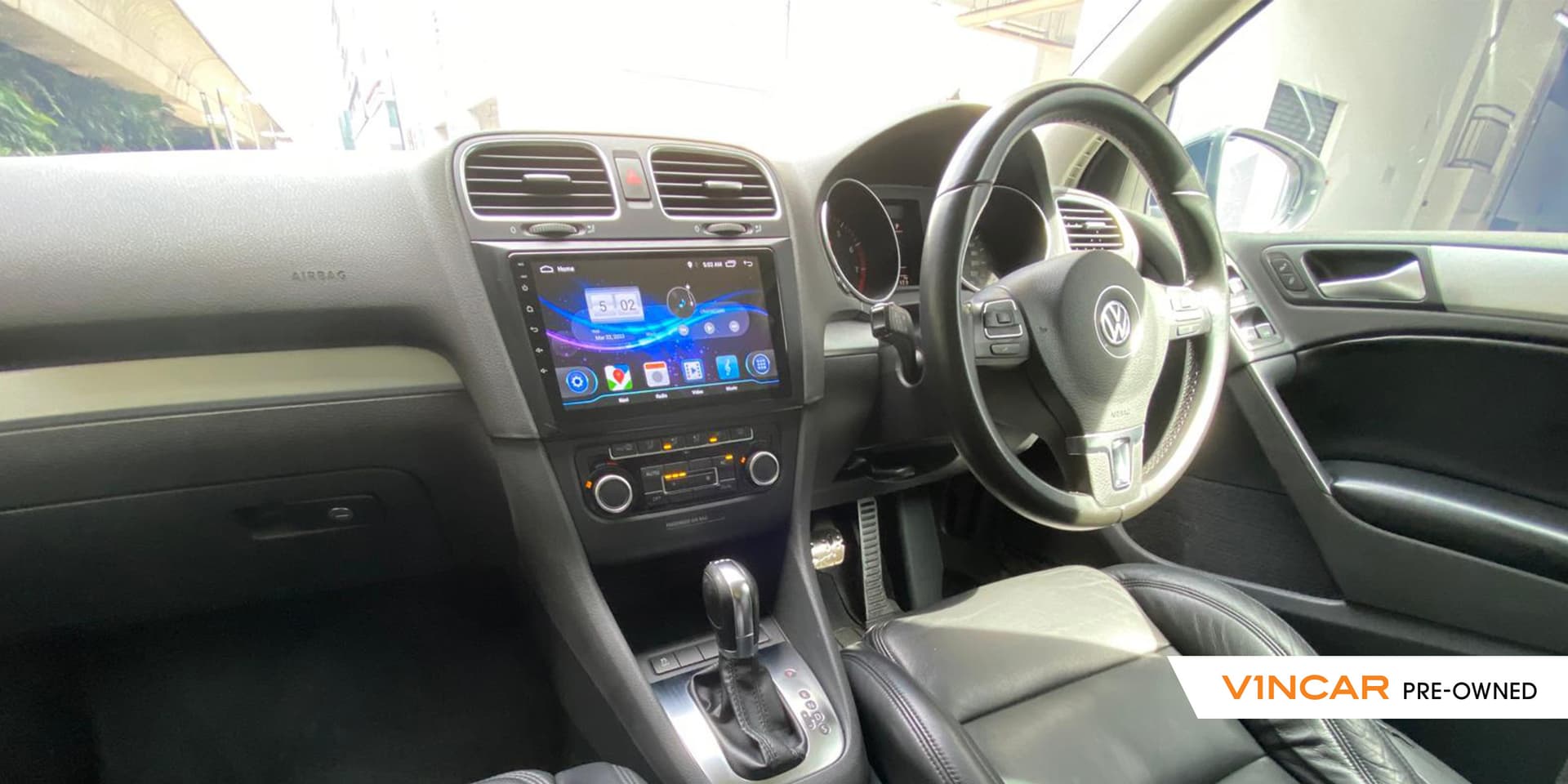 Car image 9
