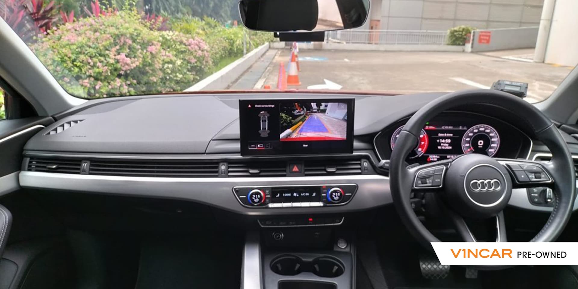 Car image 23