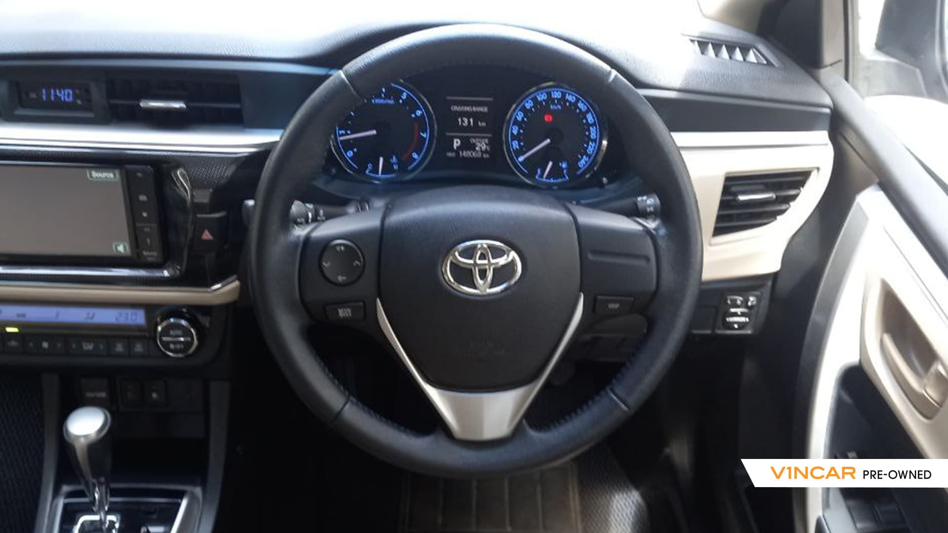 Car image 18