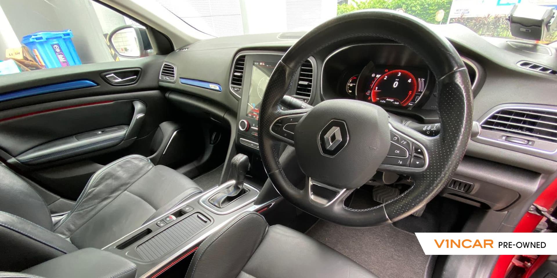 Car image 9