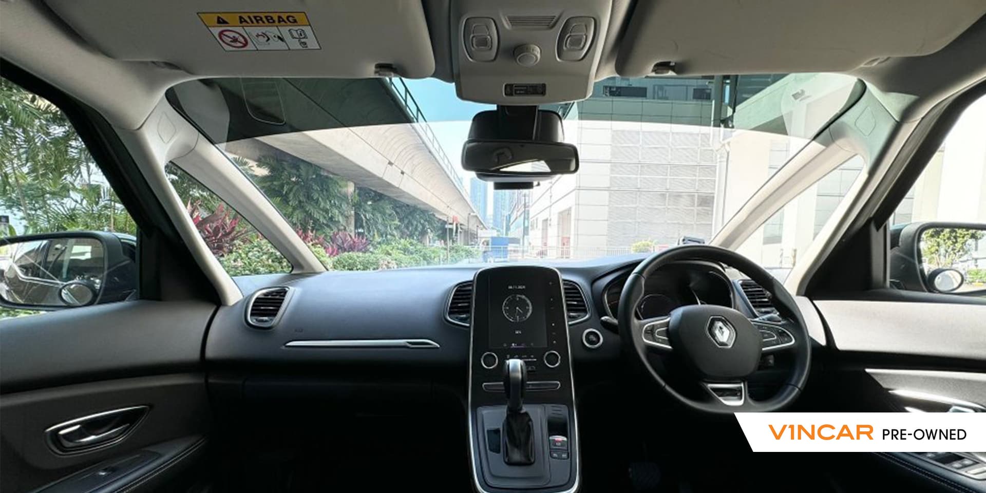 Car image 22