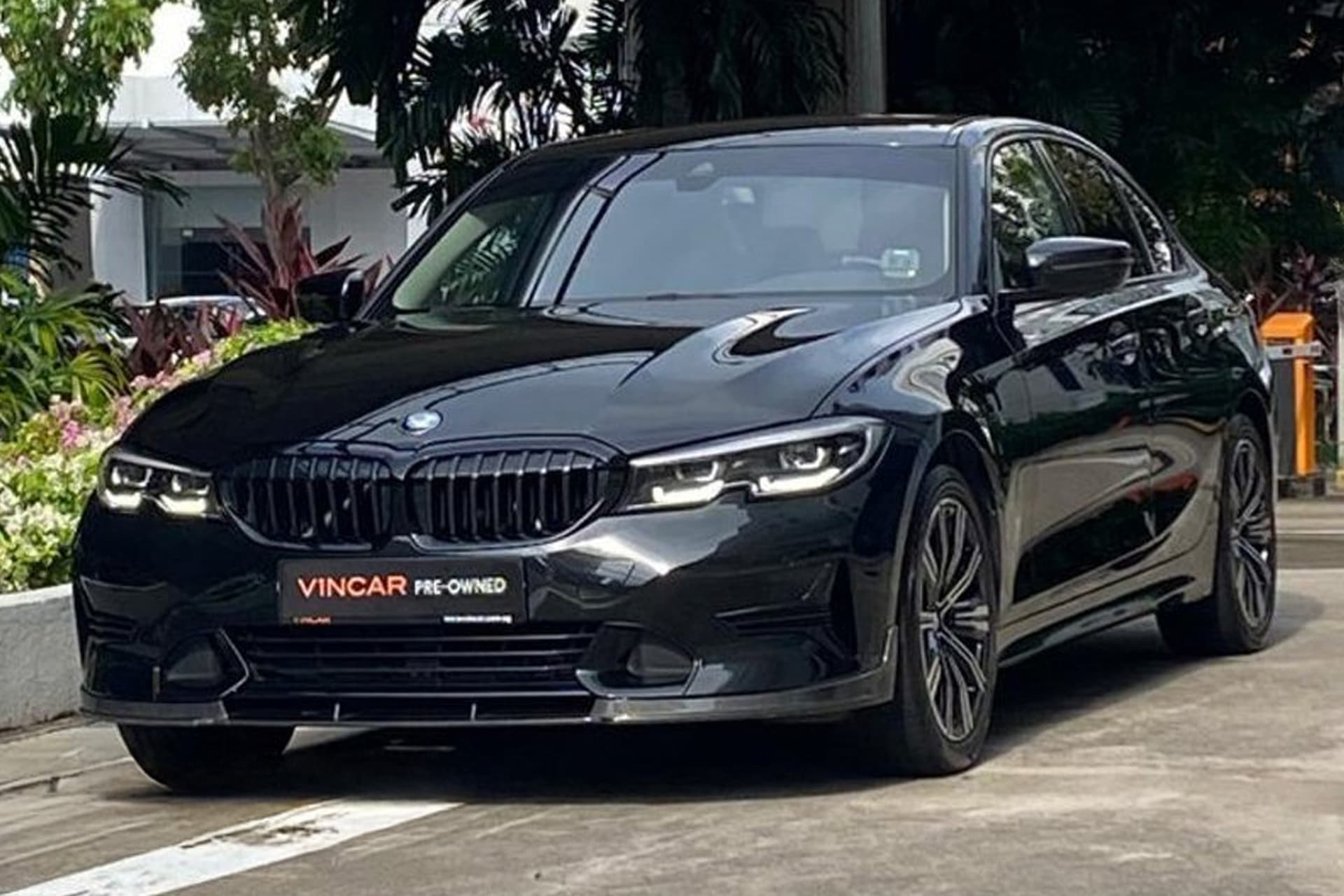 BMW 320I LED HL
