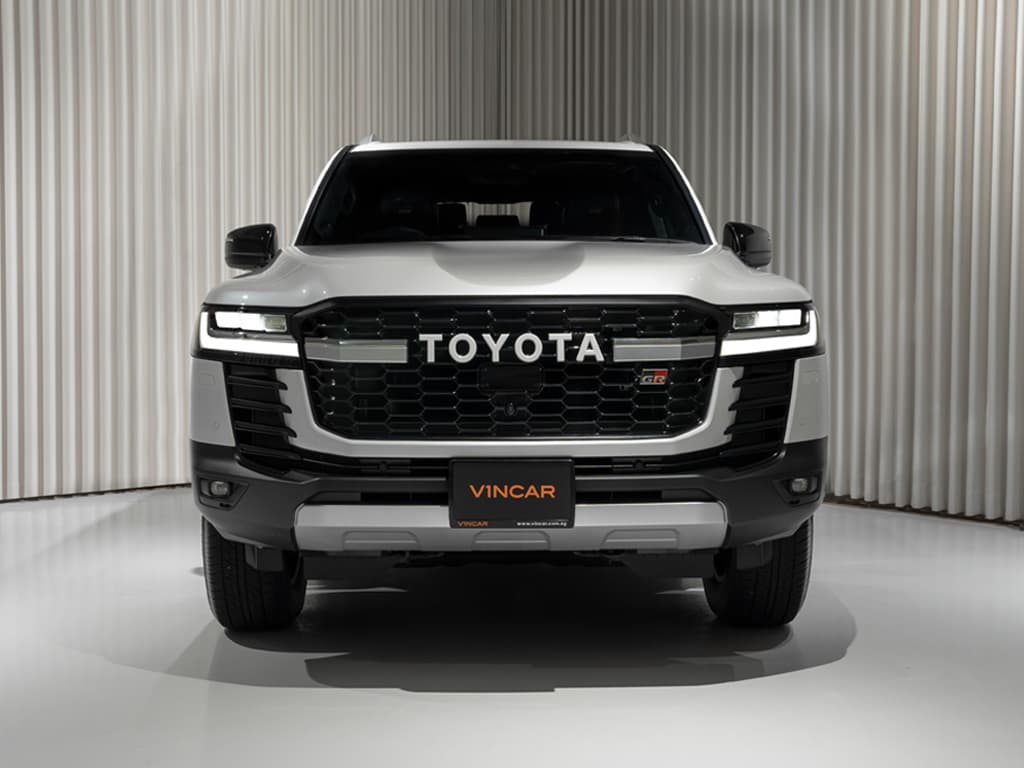Toyota Land Cruiser 300 3.5 GR Sport