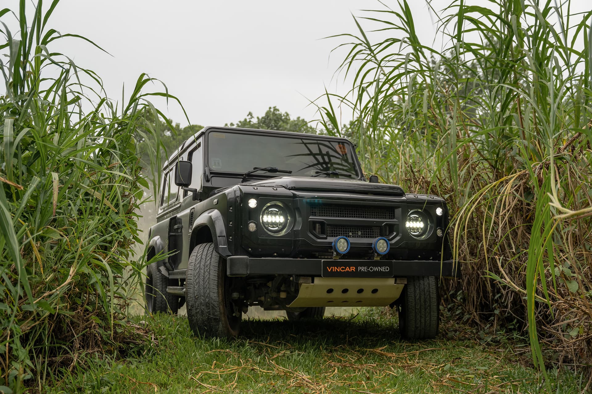 Land Rover Defender 90 2.2M