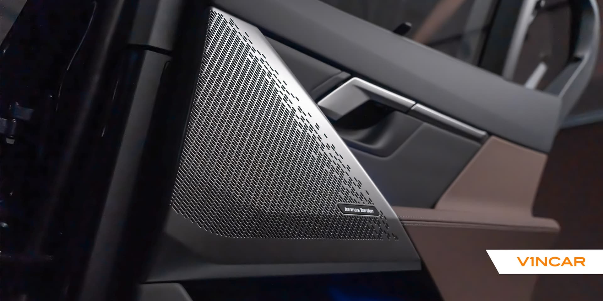 Car image 32