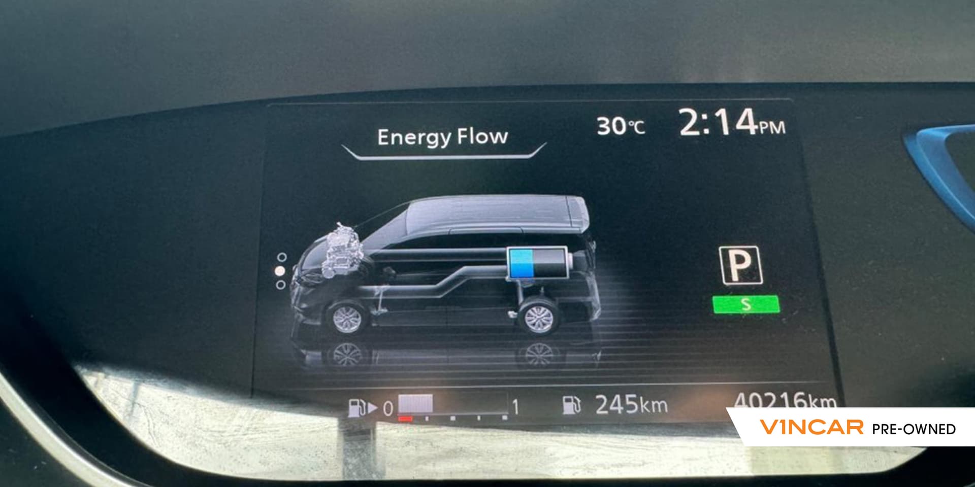 Car image 16