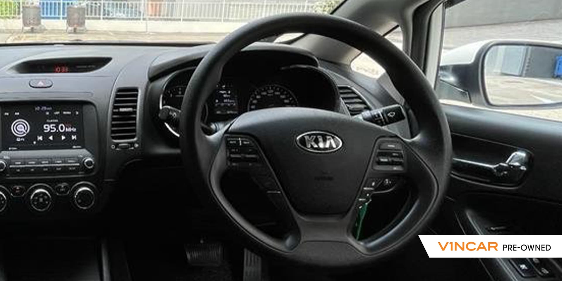 Car image 36