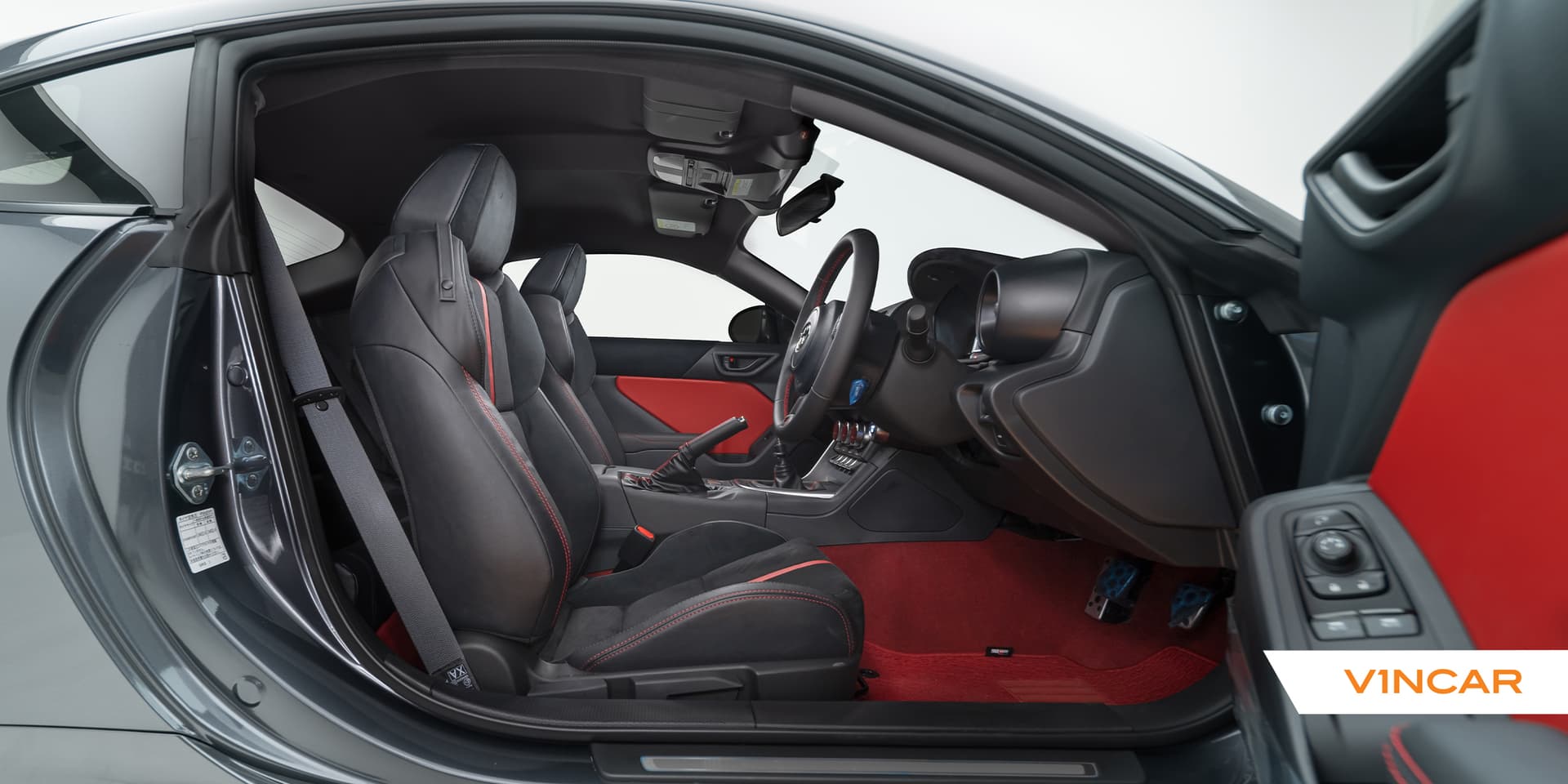 Car image 23