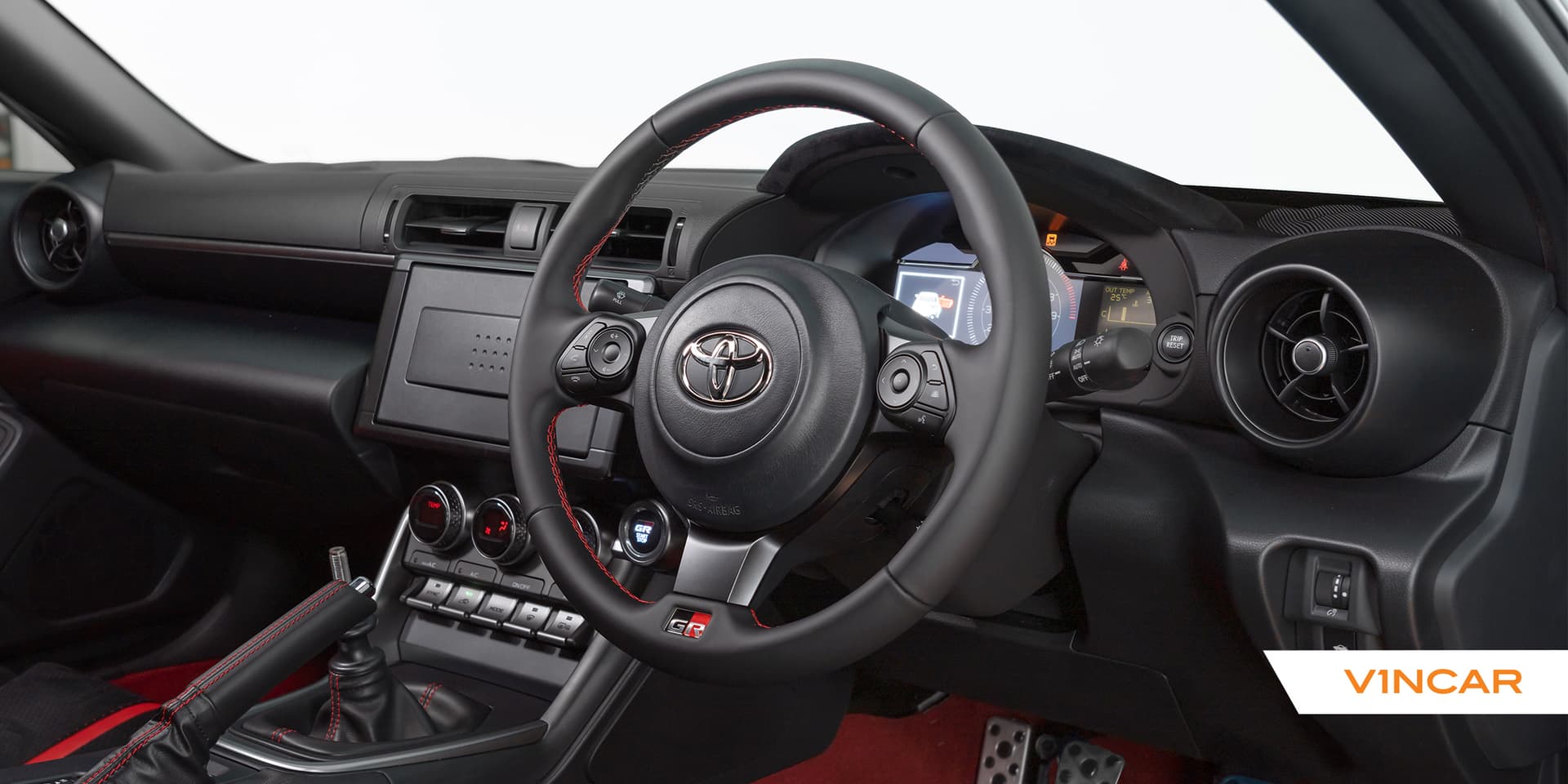 Car image 26