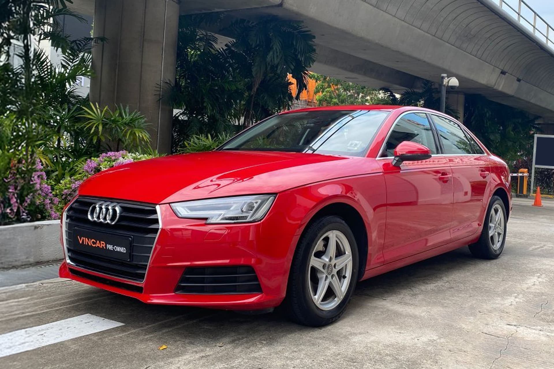 Audi A4 Sedan 2.0 TFSI S Tronic