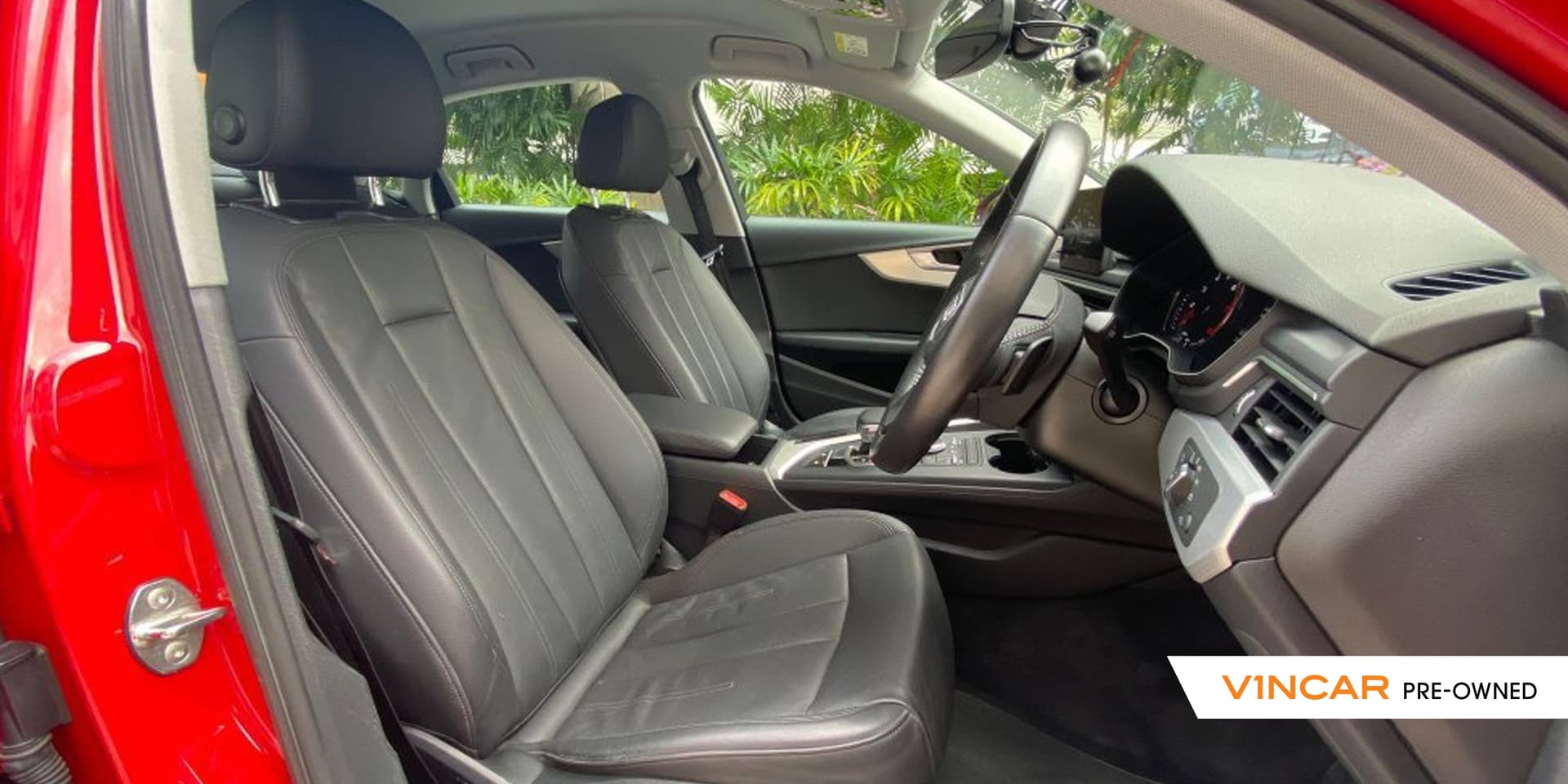 Car image 15