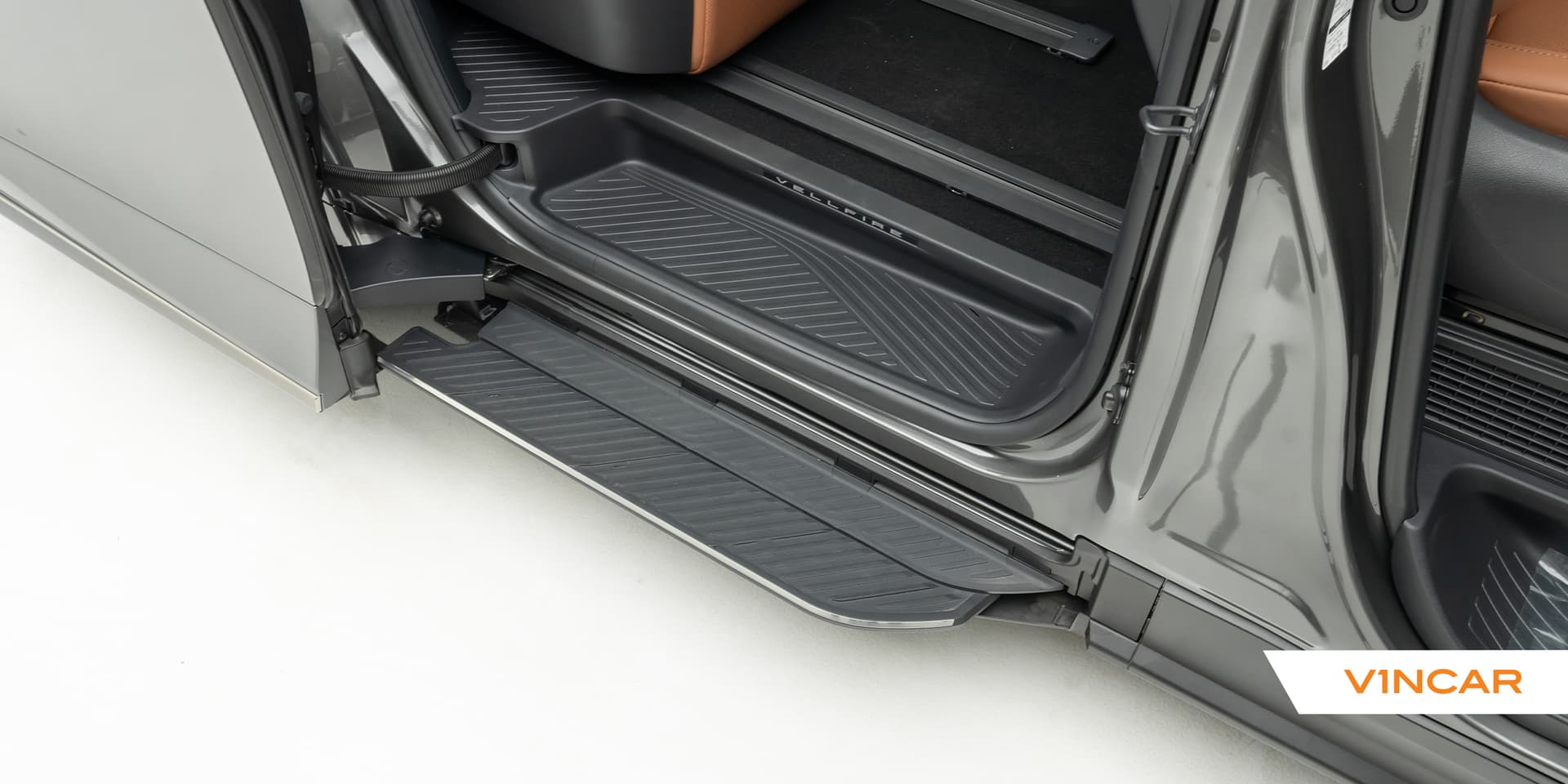 Car image 33