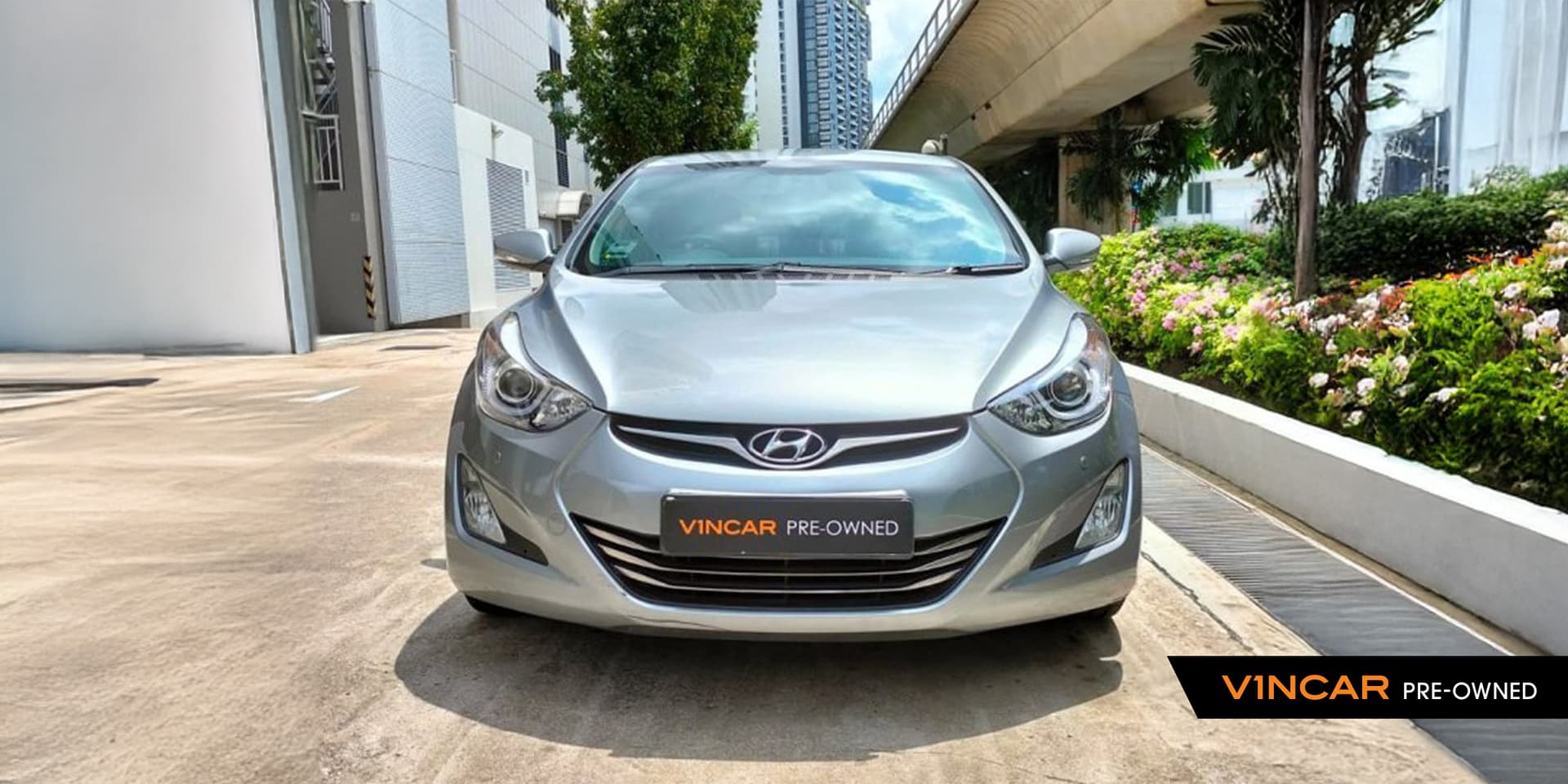 Car image 10