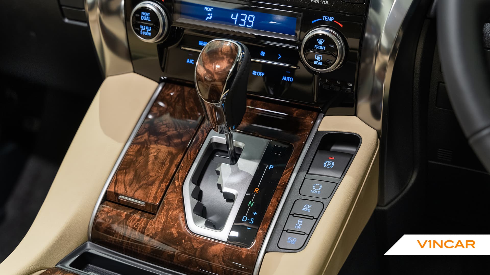 Car image 48
